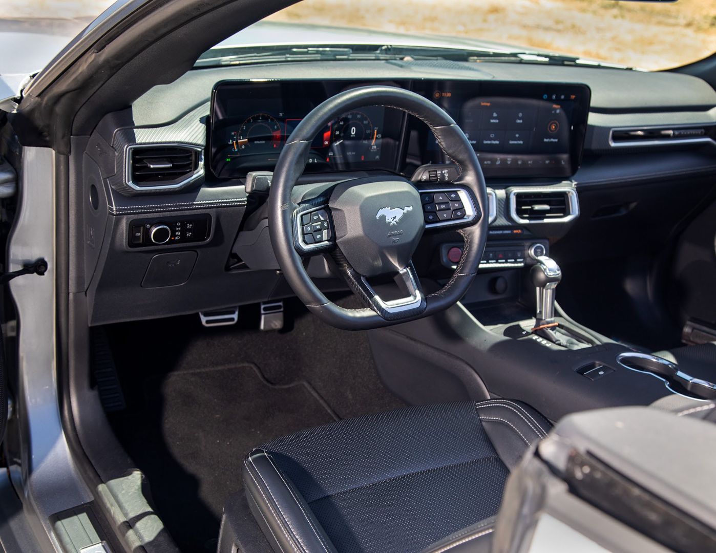 2025 Mustang Eco-Boost Convertible - Image 9