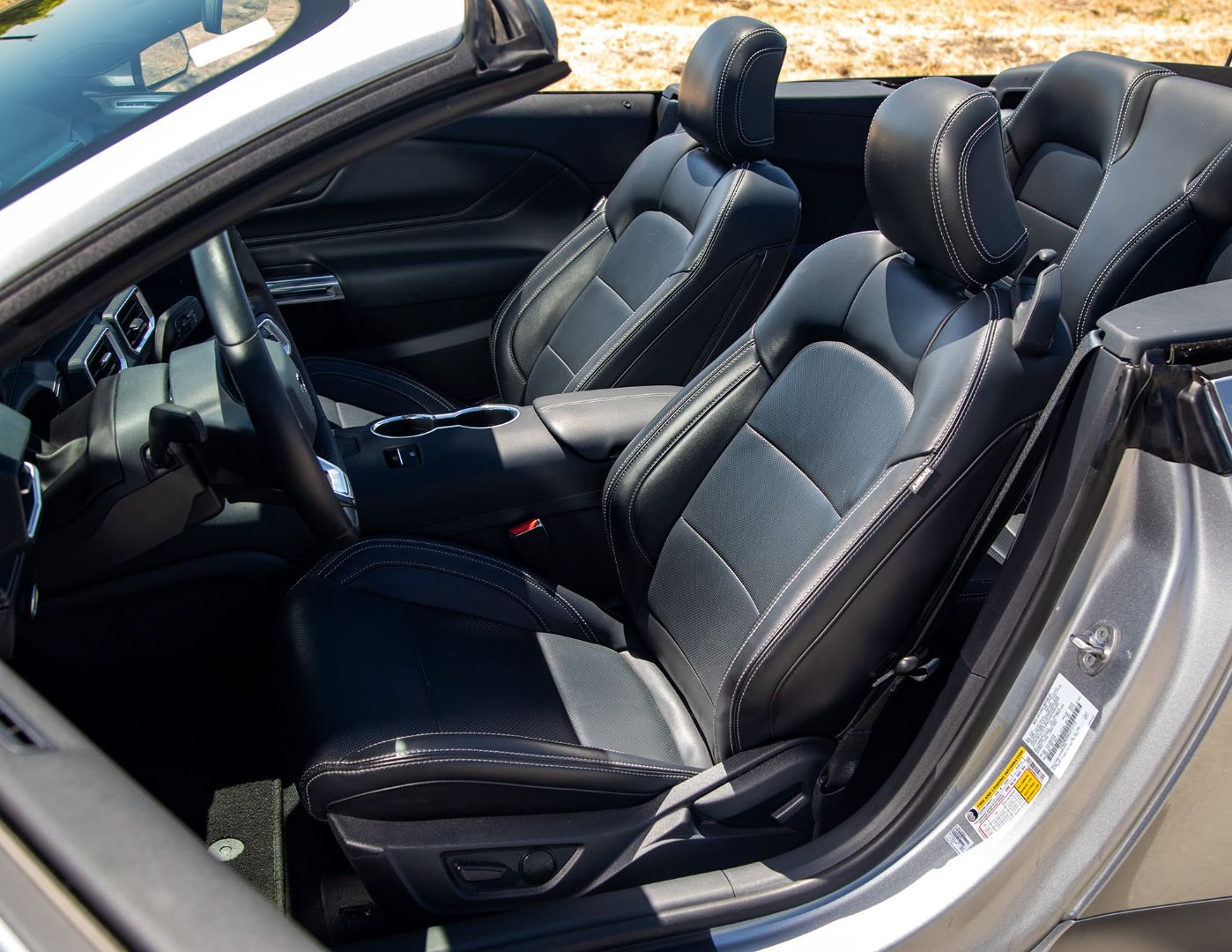 2025 Mustang Eco-Boost Convertible - Image 10