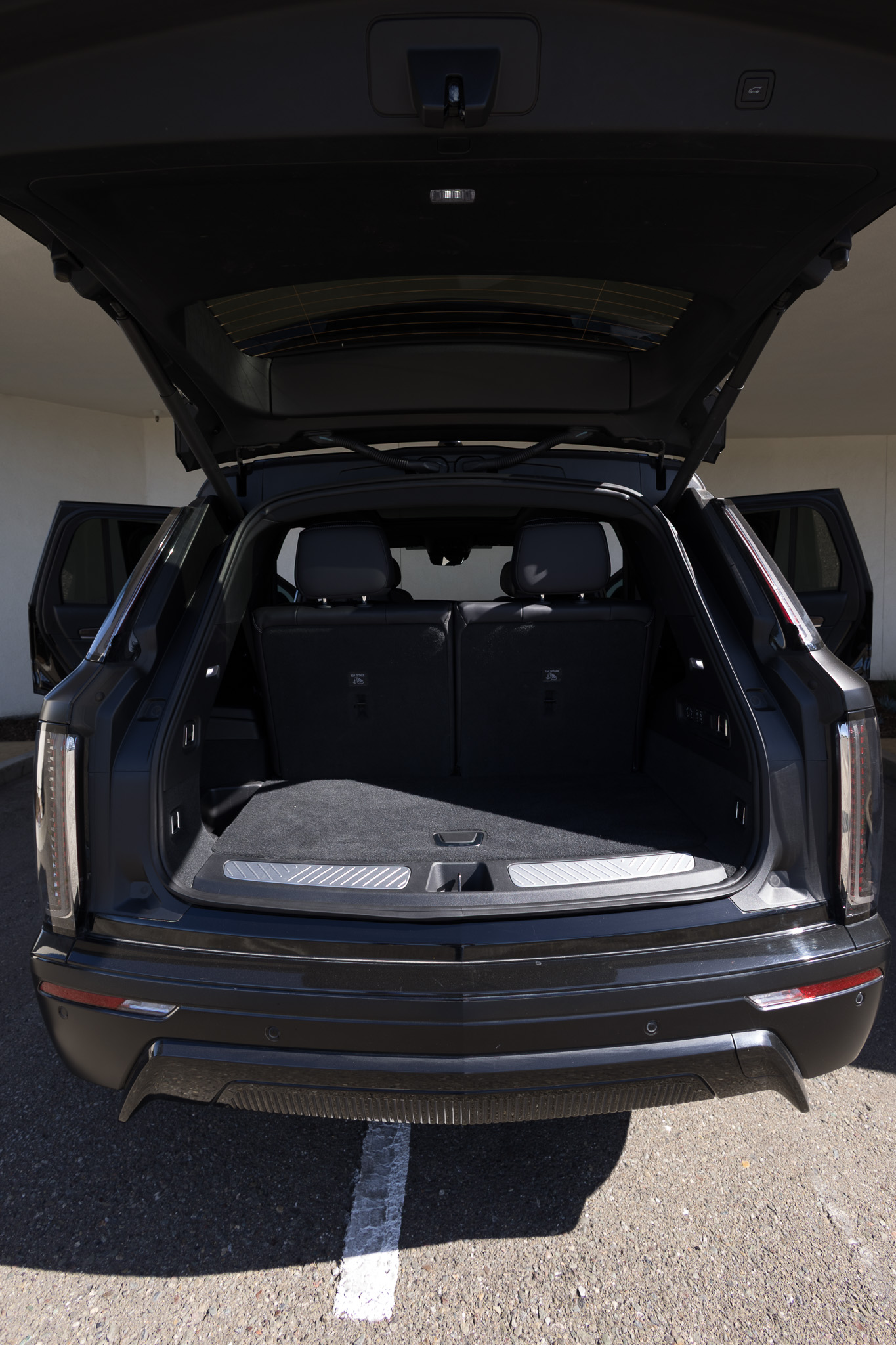 Cadillac Vistiq - Image 8