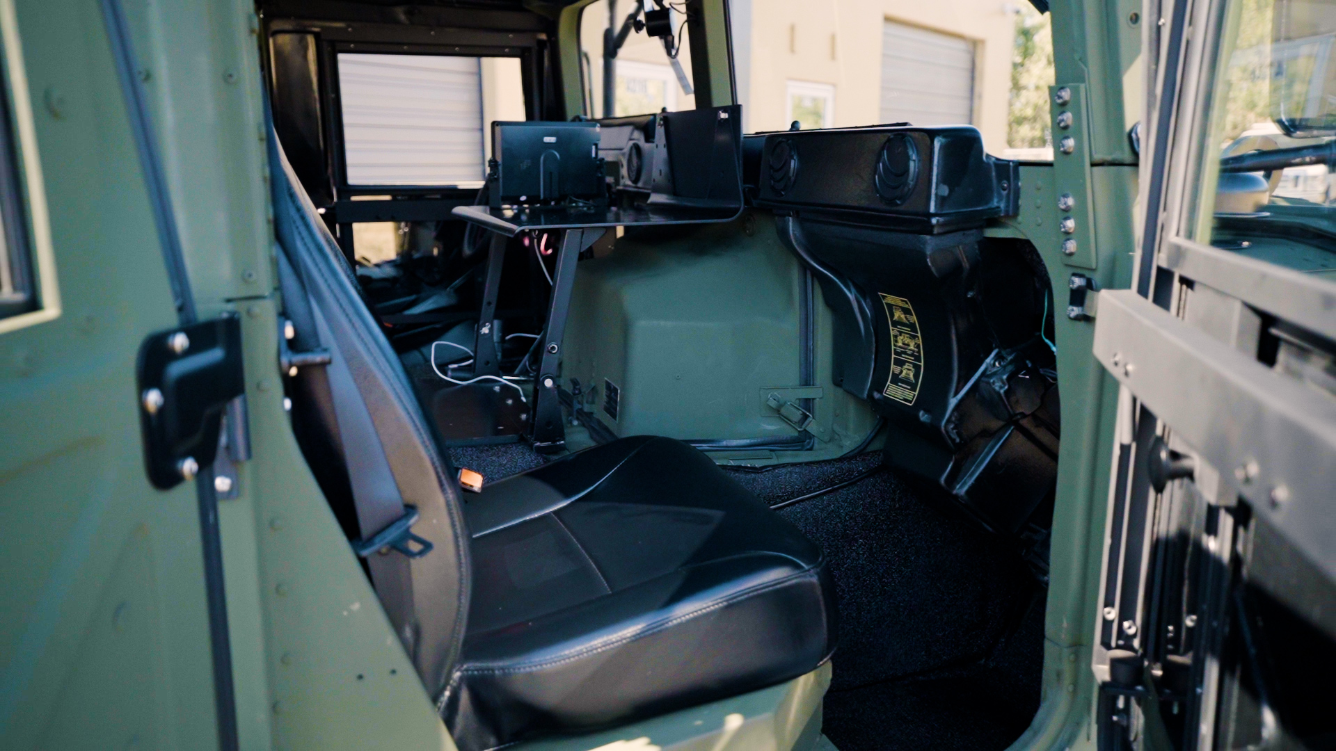 1997 LS Swapped 600 Horse Military Humvee - Image 9